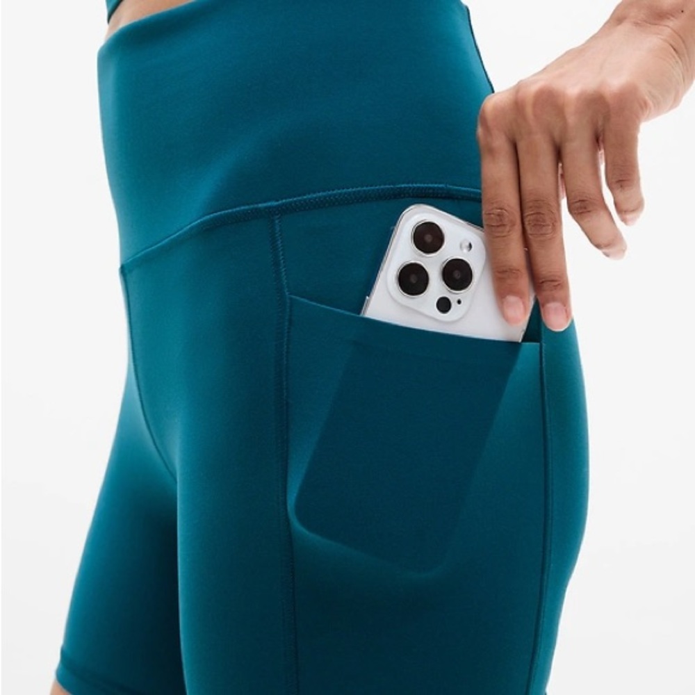Athleta Salutation Stash High Rise Teal High-Rise Bike Shorts Small Petite - Picture 2 of 11
